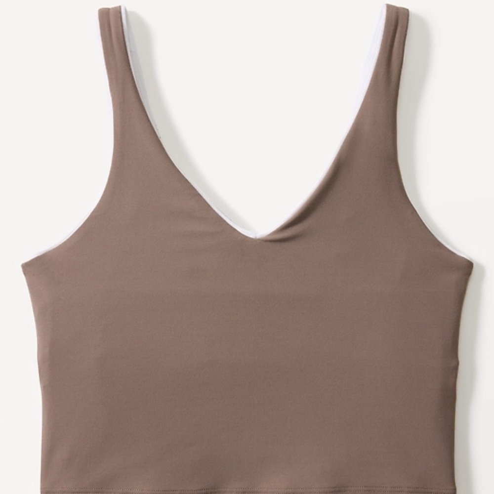 Athleta Transcend Tipped V Crop Bra - BRAND NEW, NEVER WORN!